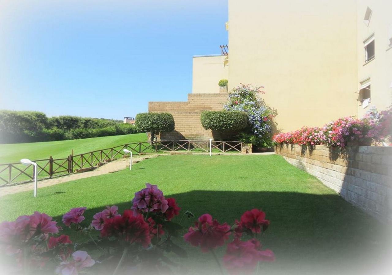 Appartamenti Boboli Punta Ala Exterior foto